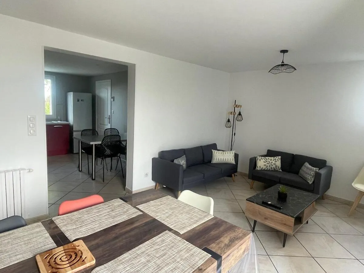 Appartement Entre Mer & Montagne, A La Campagne Ustaritz Apartment